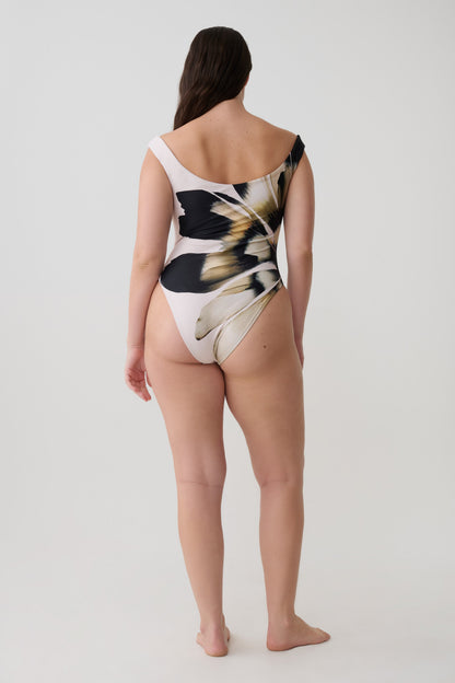 Yumi U-Wire Plunge One Piece Swimsuit - Ivory Base Floral Print vista 10