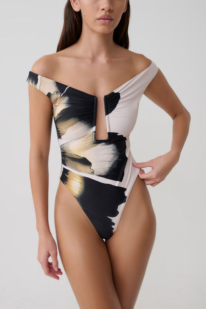 Yumi U-Wire Plunge One Piece Swimsuit - Ivory Base Floral Print vista 3