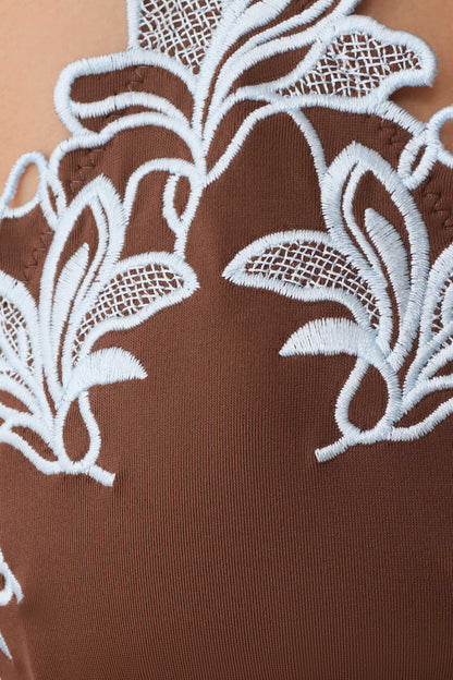 Bloom Embroidered Triangle Bikini Top - Chocolate With Pale Blue Embroidery vista 11
