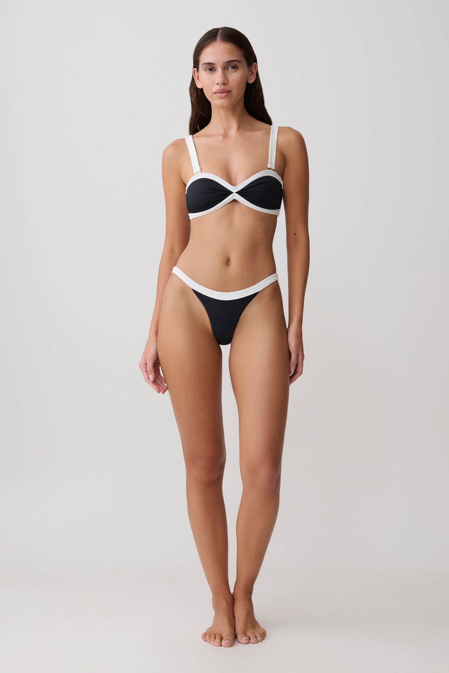Isla Brazilian Bikini Bottom - Black/White vista 8
