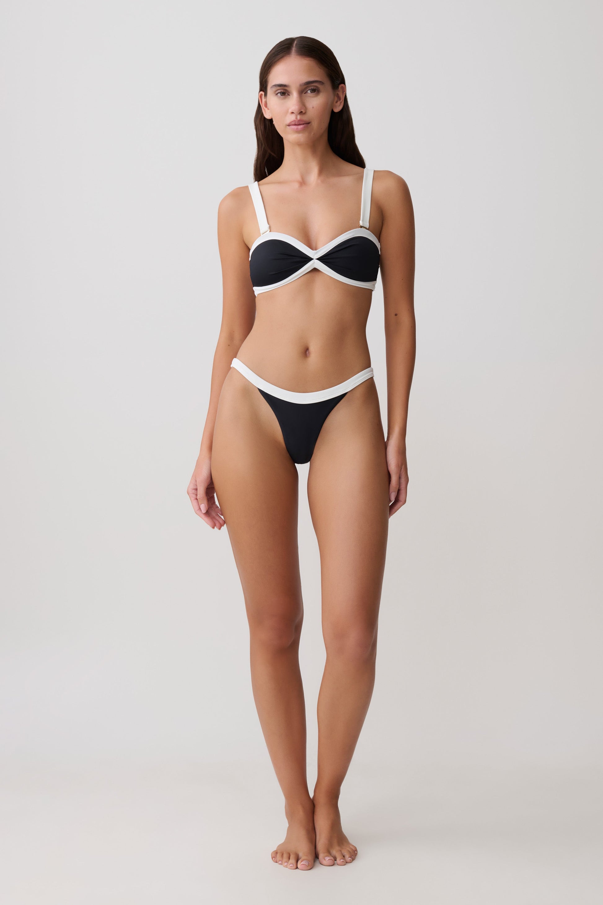 Isla Brazilian Bikini Bottom - Black/White vista 8