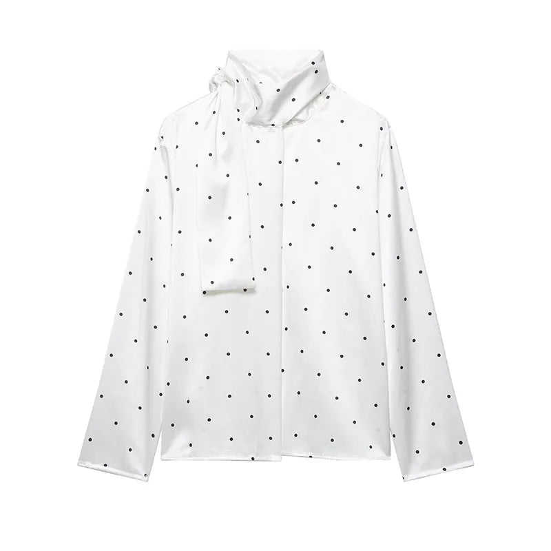 Blusa lunares con lazada al cuello